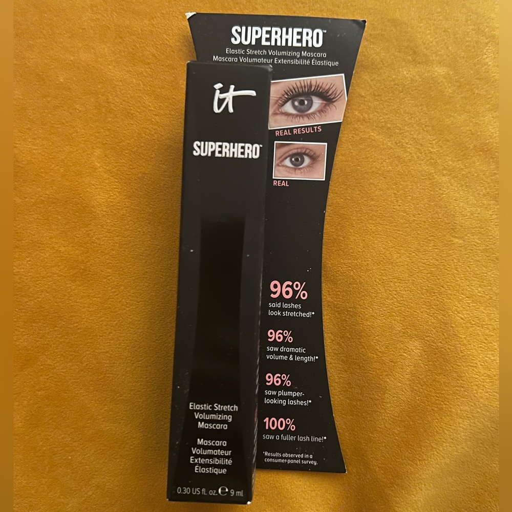 iT Cosmetics - Superhero Mascara